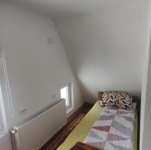 Vikendica Vrtaca- Odvracenica * Novi Pazar